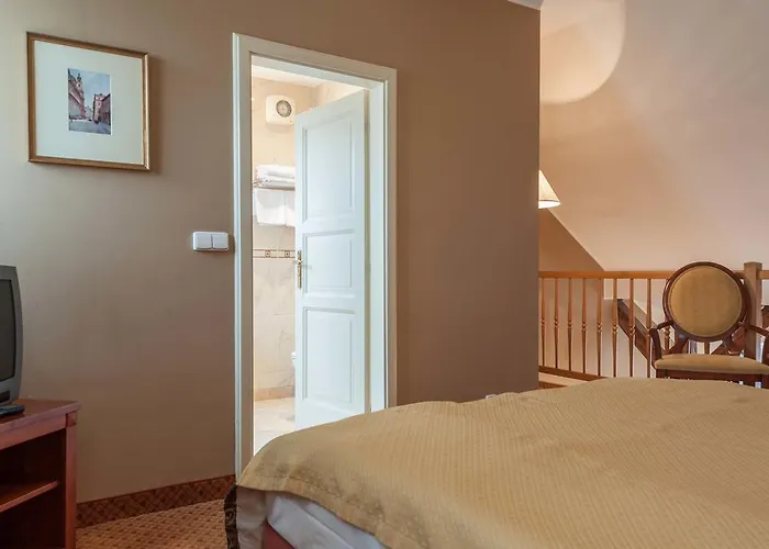 Отель Raffaello