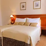 Raffaello Ξενοδοχείο 4*