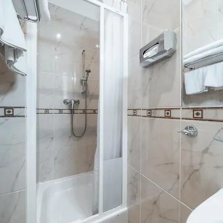 Hotel Raffaello Prague