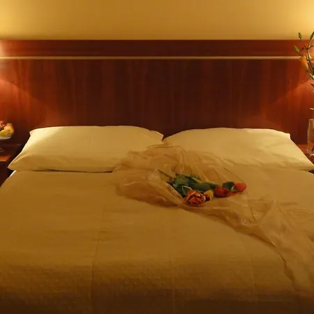 Raffaello 4* Prag