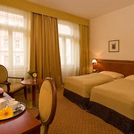 Hotel Raffaello 4*